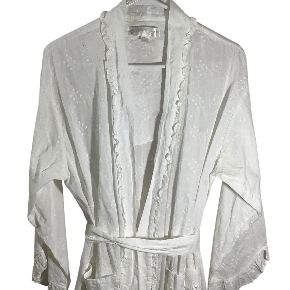 Eileen West Women’s White Embroidered Robe Vintage Y2K - Picture 2 of 10